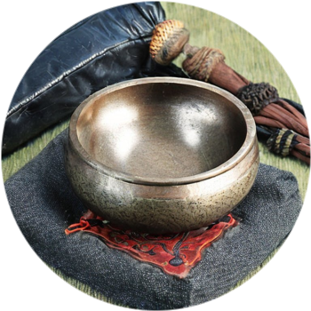 Sound meditation with gongs and bowls.